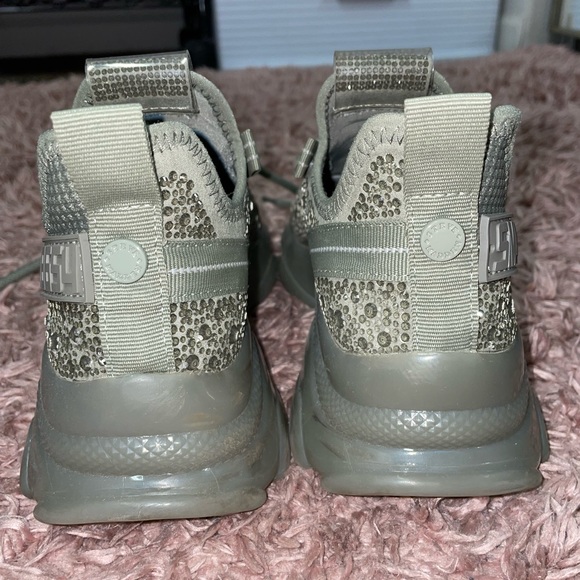 Steve Madden Women’s Maxima Sneaker Army Green - Picture 5 of 5